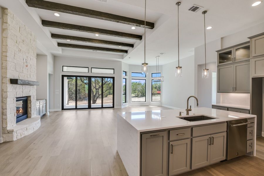 Representative furnished interior of a home built from the San Simeon I by Giddens Homes in Clearwater Ranch, Liberty Hill (Image 341).