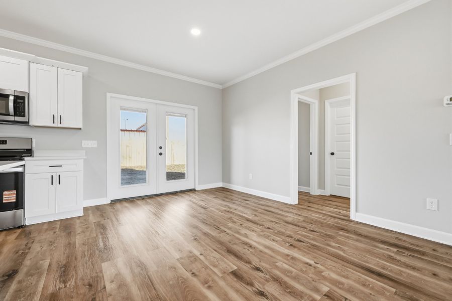 Spacious, unfurnished interior of a new home in , Crestview (Image 28).