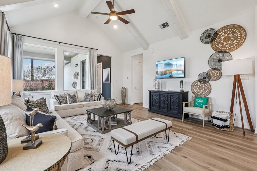 Representative furnished interior of a home built from the Oxford- 45′ Lot by Chesmar Homes in Wildrye, Waller (Image 3).