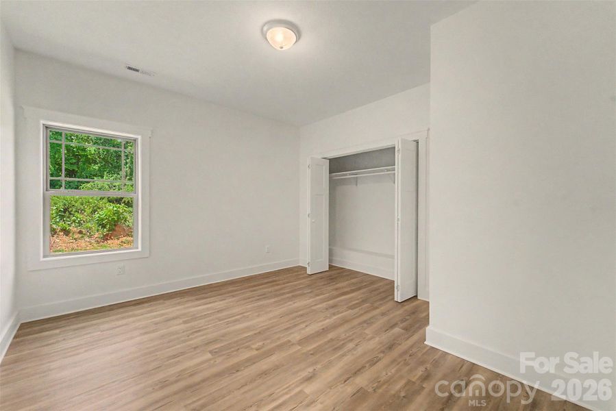 Spacious, unfurnished interior of a new home in , Waynesville (Image 21).