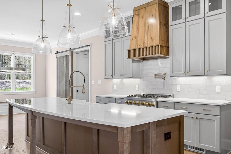 1616 River Bend Ln interior-6