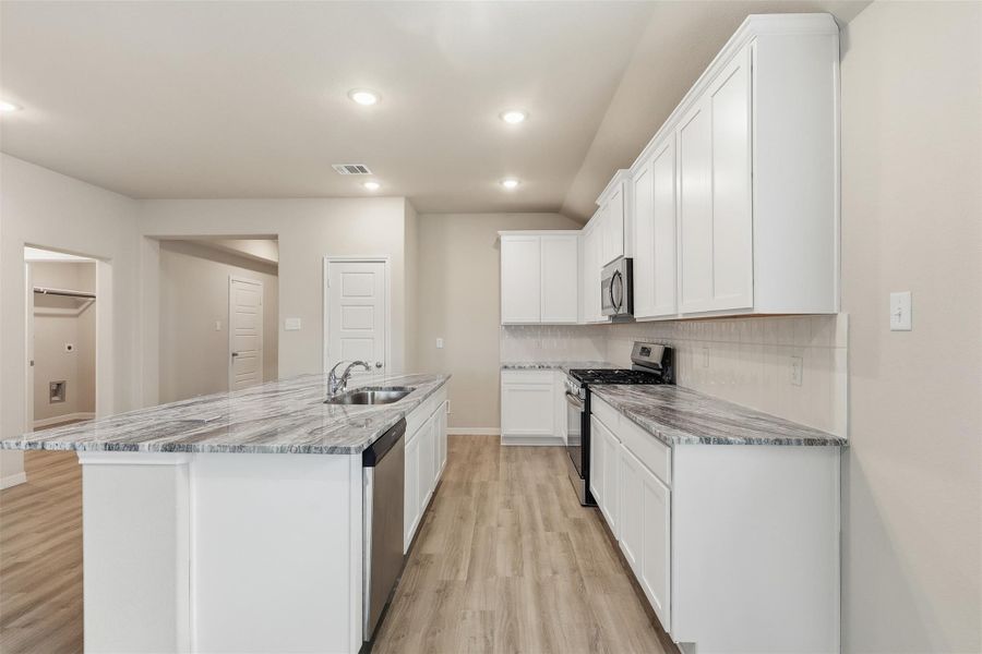 Furnished interior view inside a new home in , Baytown (Image 8).