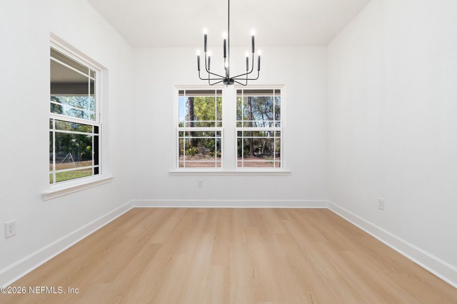 Spacious, unfurnished interior of a new home in , Palatka (Image 23).