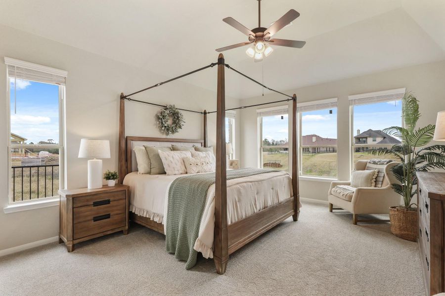 Spacious owner's suite Spacious owner's suite