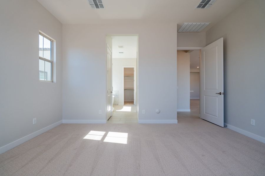 Spacious, unfurnished interior of a new home in Waterston Central, Gilbert (Image 13). Spacious, unfurnished interior of a new home in Waterston Central, Gilbert (Image 13).