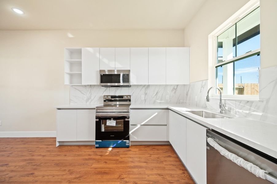 Furnished interior view inside a new home in Metro Village, Houston (Image 11).