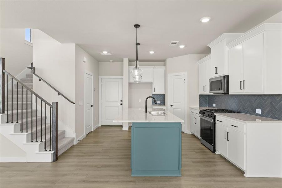 Image 23 of a home in Ten Mile Creek.