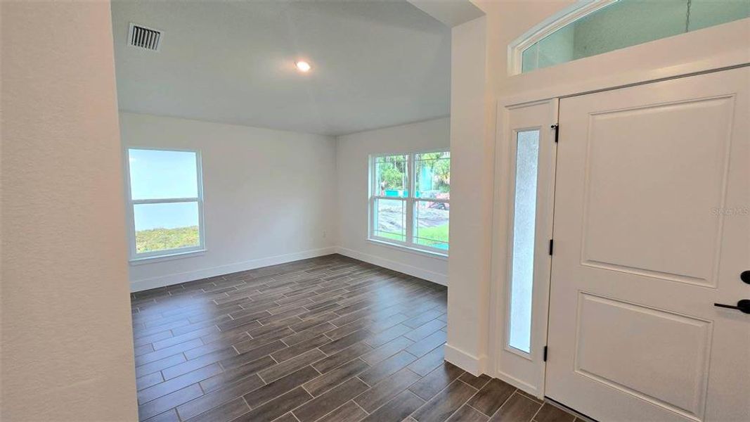 Spacious, unfurnished interior of a new home in North Port, North Port (Image 15).