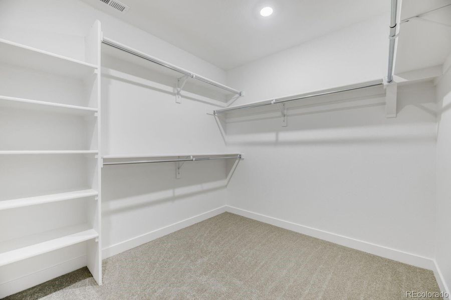 Spacious, unfurnished interior of a new home in , Littleton (Image 11).