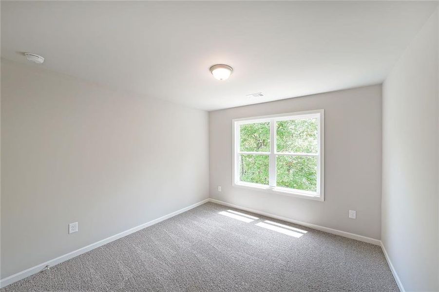 Spacious, unfurnished interior of a new home in , Dahlonega (Image 19).