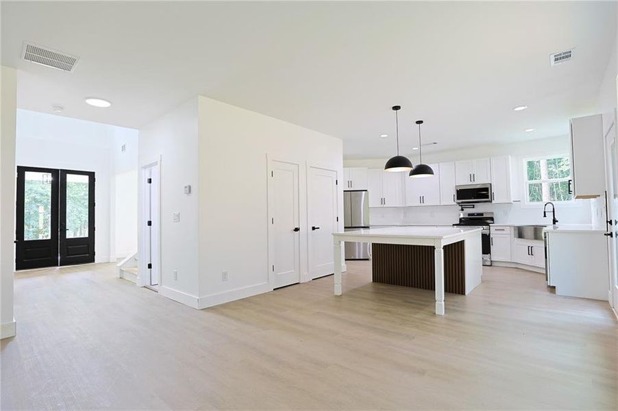 Image 71 of a home in .