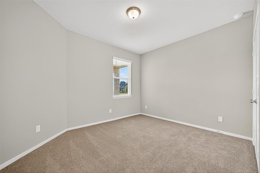 Spacious, unfurnished interior of a new home in Sunterra, Katy (Image 18).