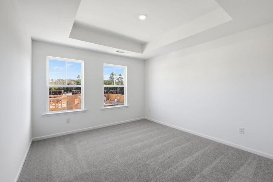 Spacious, unfurnished interior of a new home in Auburn Glen, Dacula (Image 21).