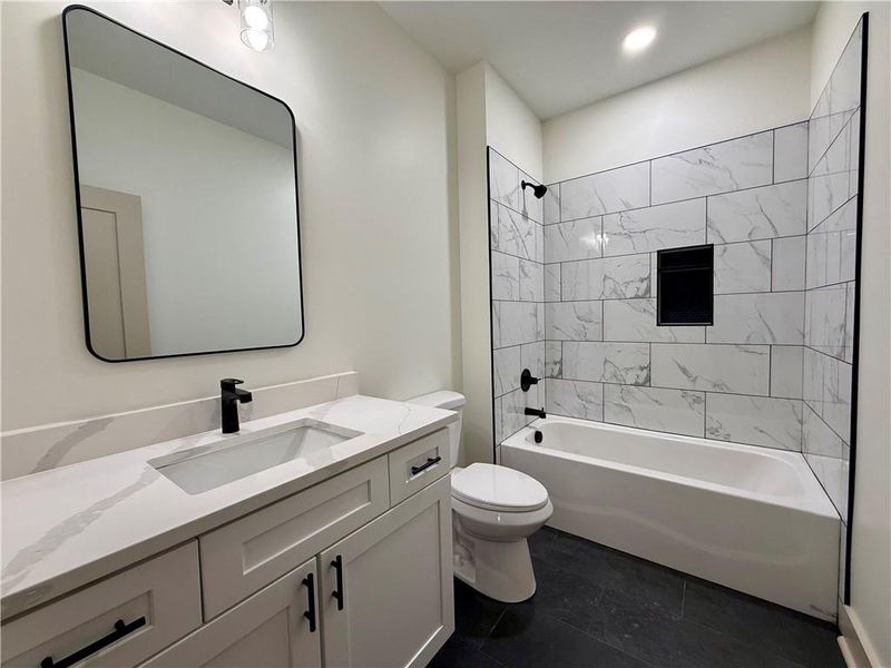 Furnished interior view inside a new home in , Calhoun (Image 12).