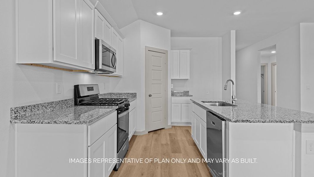Furnished interior view inside a new home in Terra Vista, Lubbock (Image 2).