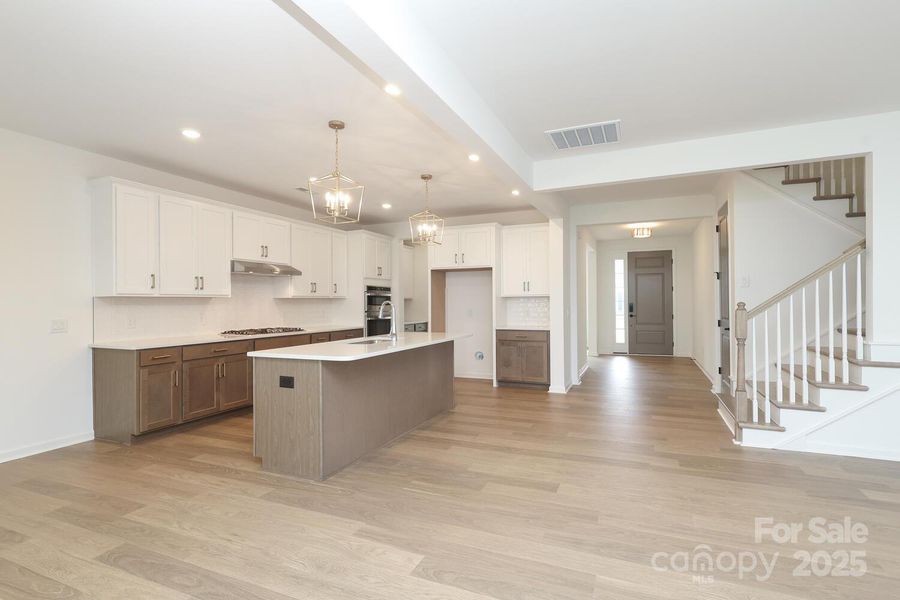 Image 41 of a home in Estates at Sugar Creek.