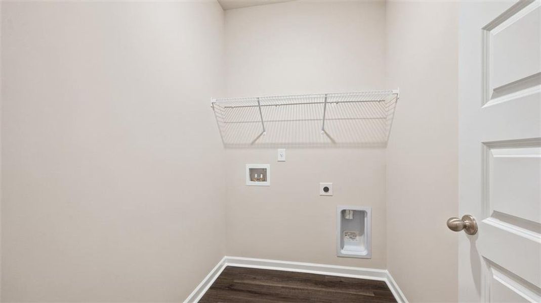 Spacious, unfurnished interior of a new home in Bridle Creek, Locust Grove (Image 25). Spacious, unfurnished interior of a new home in Bridle Creek, Locust Grove (Image 25).