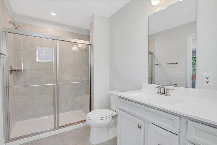 Furnished interior view inside a new home in Heritage Grove 2-Story, Calhoun (Image 9).