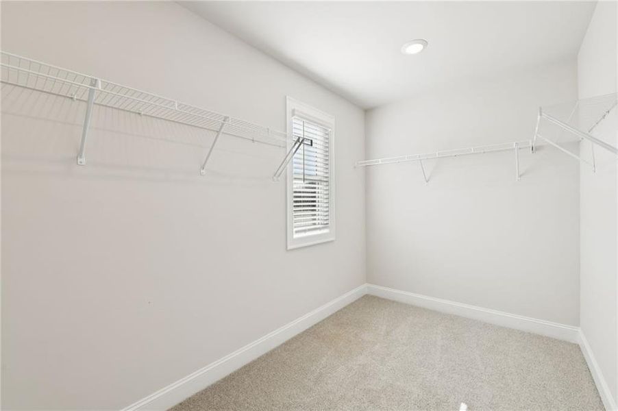 Spacious, unfurnished interior of a new home in River Pointe, Monroe (Image 36).