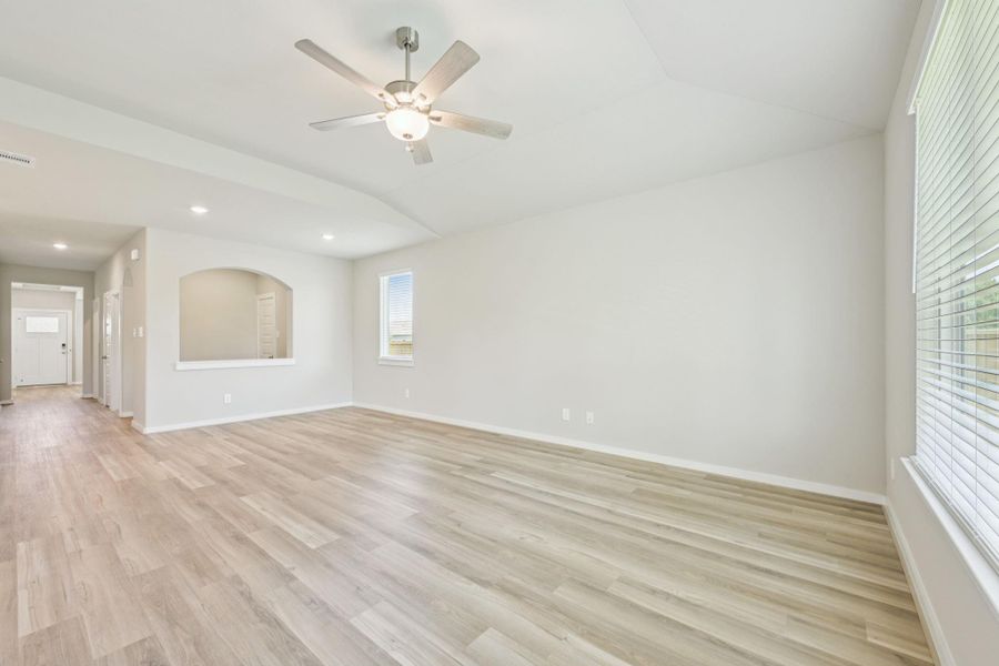 Spacious, unfurnished interior of a new home in Sundance Cove - Premier Series, Crosby (Image 24).
