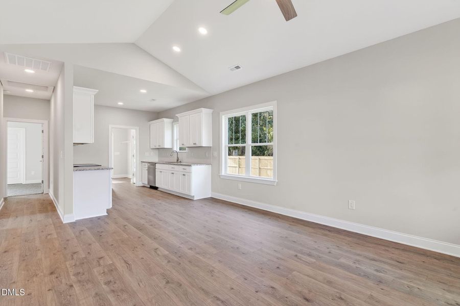 23-web-or-mls-_DSC1022