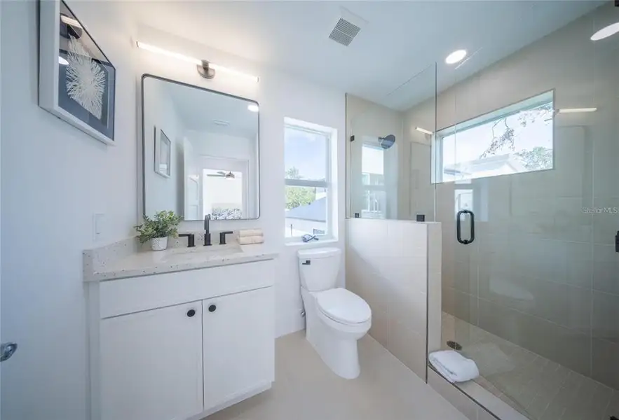 Furnished interior view inside a new home in , Sarasota (Image 6).