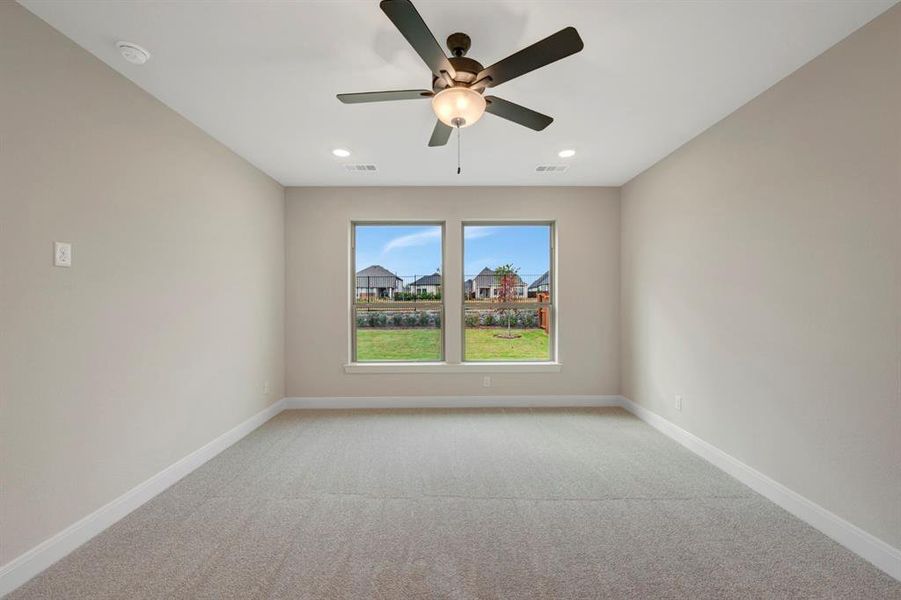 Spacious, unfurnished interior of a new home in Mantua Point Classics, Van Alstyne (Image 18).
