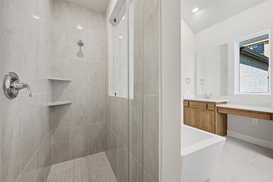 Furnished interior view inside a new home in Canyon Creek Estates, Sherman (Image 4). Furnished interior view inside a new home in Canyon Creek Estates, Sherman (Image 4).