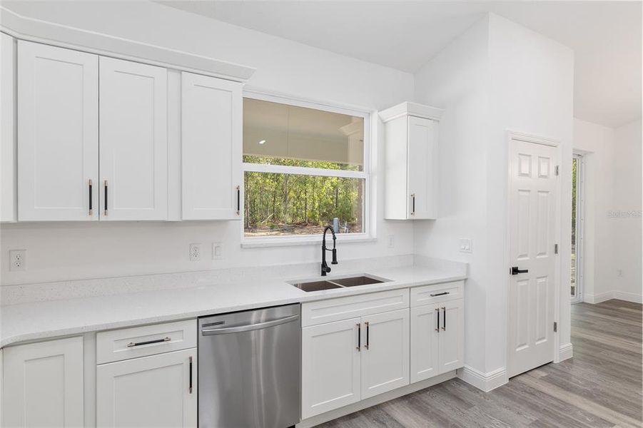 Furnished interior view inside a new home in , Dunnellon (Image 13).