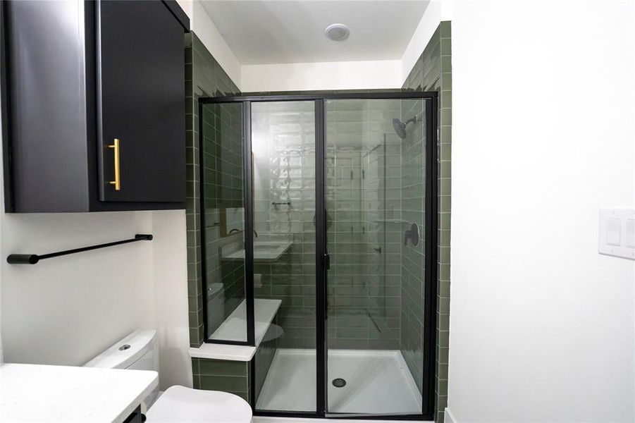 Furnished interior view inside a new home in , Frisco (Image 15).