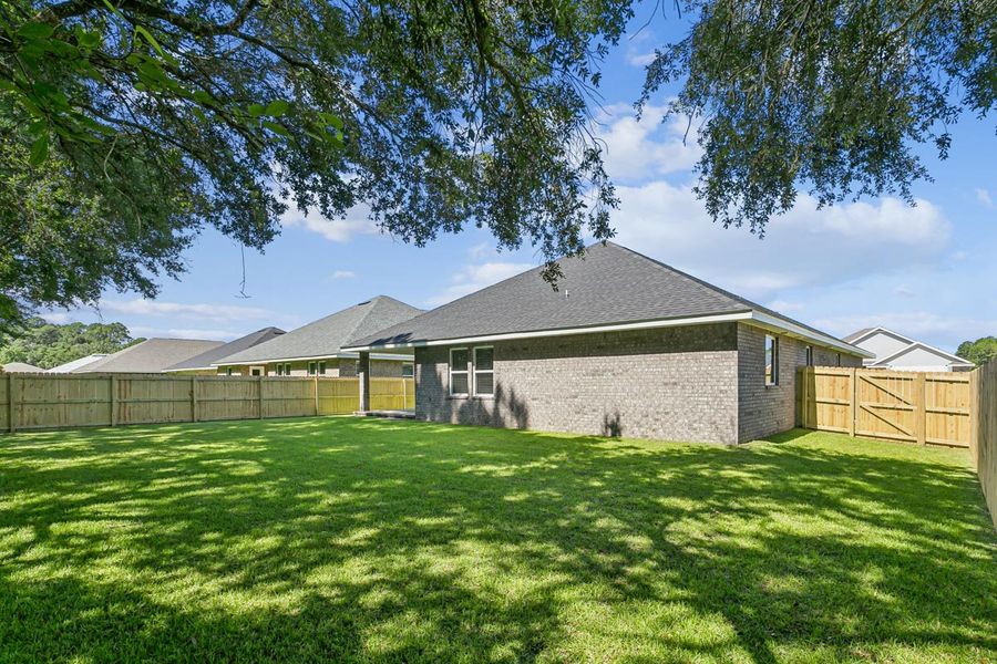 Representative exterior details of a home built from the The Ruby by Herbst Homes in Buckeyes Landing, Navarre (Image 39).