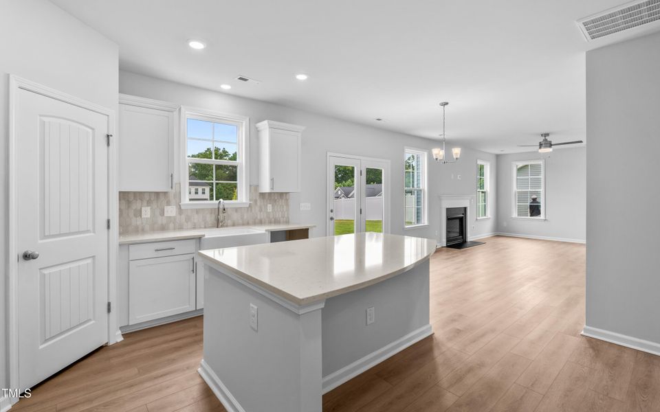 10-Ashley 2102 Channel-10