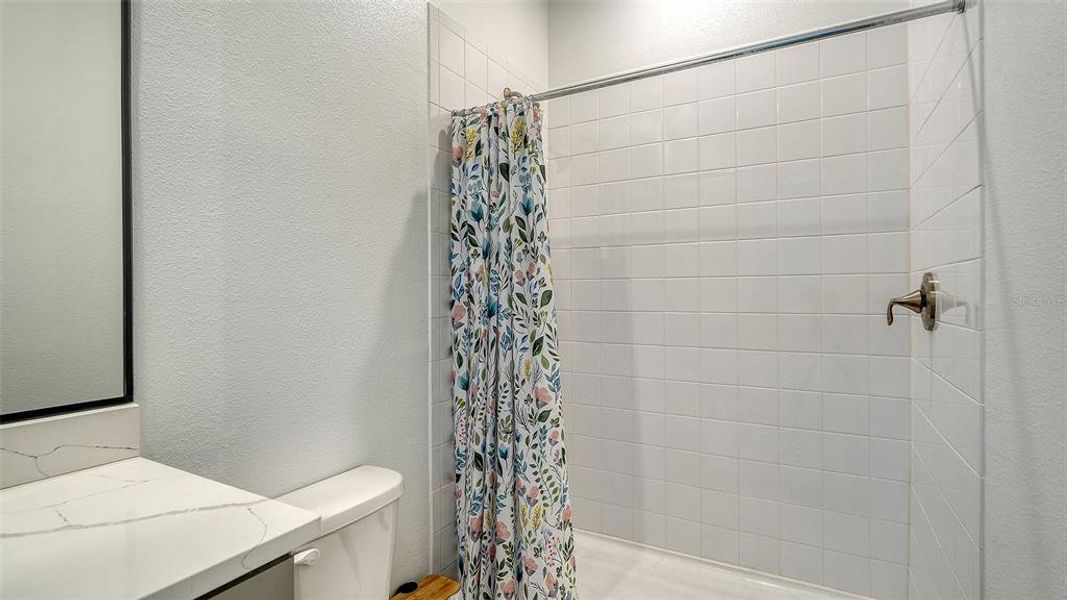 Furnished interior view inside a new home in Star Farms at Lakewood Ranch, Bradenton (Image 31).