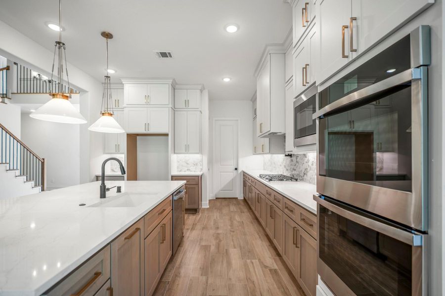 Furnished interior view inside a new home in Briarley, Montgomery (Image 20).
