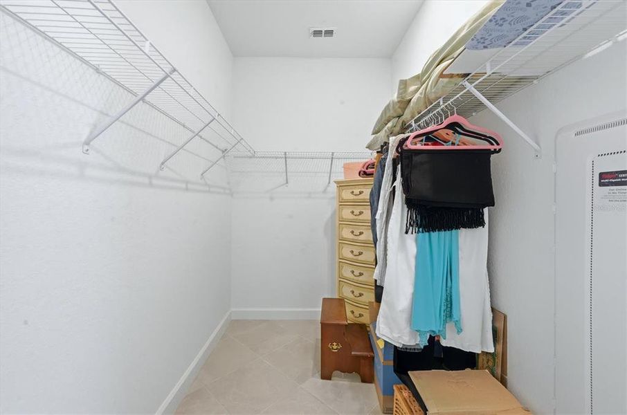 Image 34 of a home in .