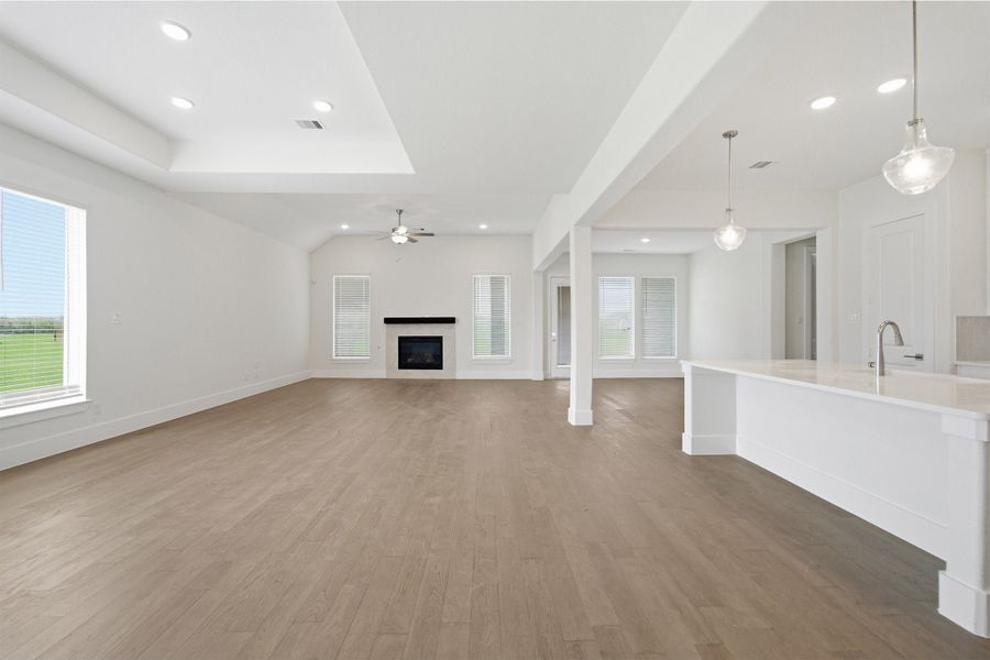 Spacious, unfurnished interior of a new home in Suncreek Estates, Rosharon (Image 25). Spacious, unfurnished interior of a new home in Suncreek Estates, Rosharon (Image 25).