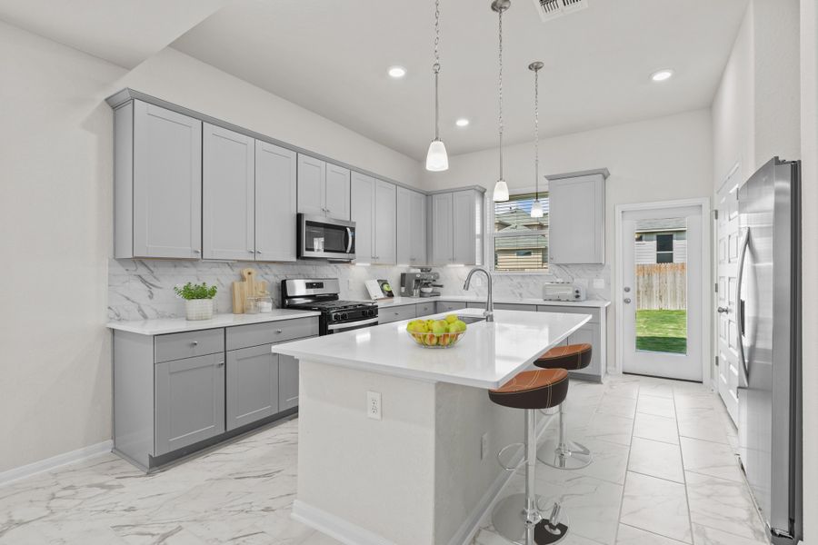 Representative furnished interior of a home built from the Wallace by Beazer Homes in Veranda, San Antonio (Image 5).