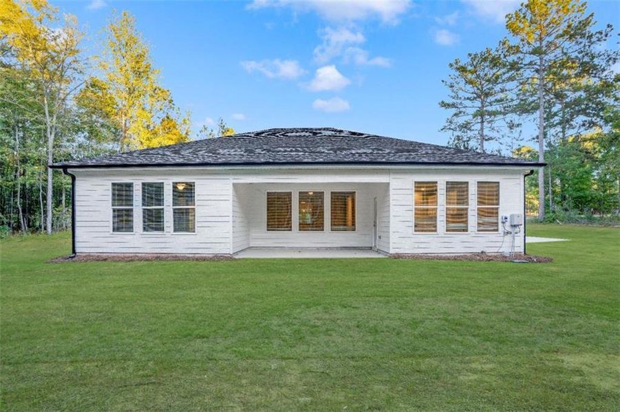 Exterior details and patio area of a home in , Haddock (Image 4).