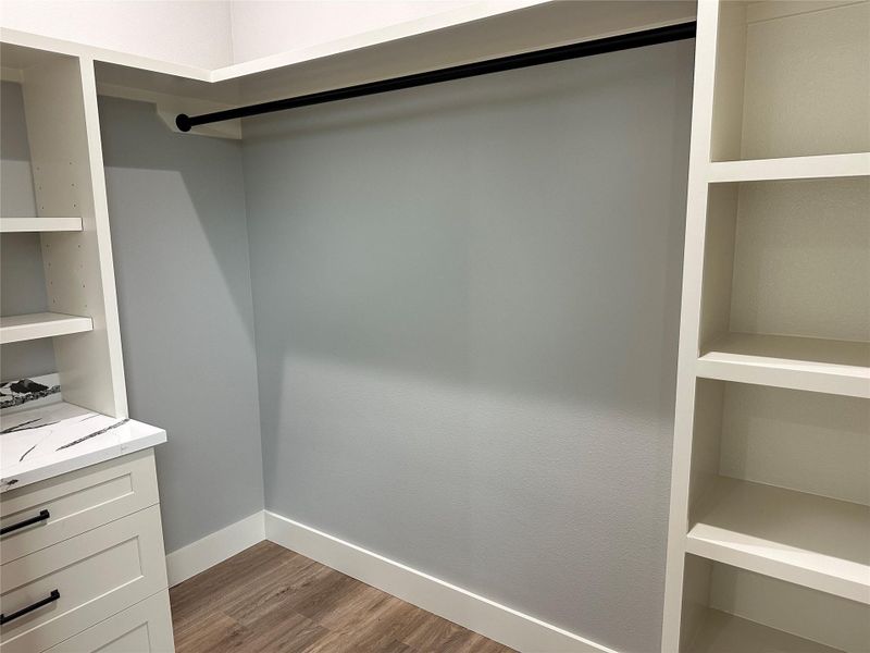 Close-up of interior finishes inside a home in , Schulenburg (Image 18).