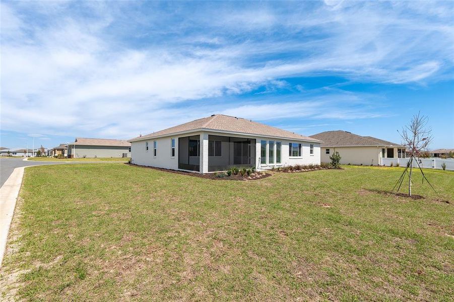 Exterior details and patio area of a home in , Ocala (Image 36).