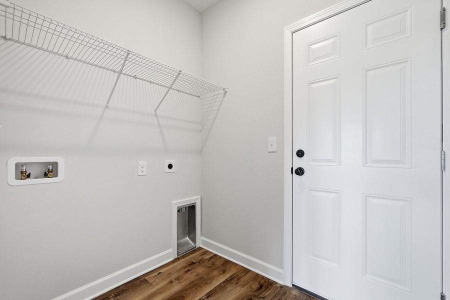Spacious, unfurnished interior of a new home in Southern Charm, Crestview (Image 40). Spacious, unfurnished interior of a new home in Southern Charm, Crestview (Image 40).