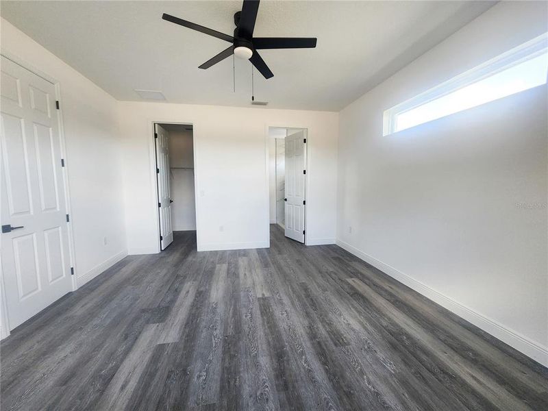 Spacious, unfurnished interior of a new home in , Dunnellon (Image 39).