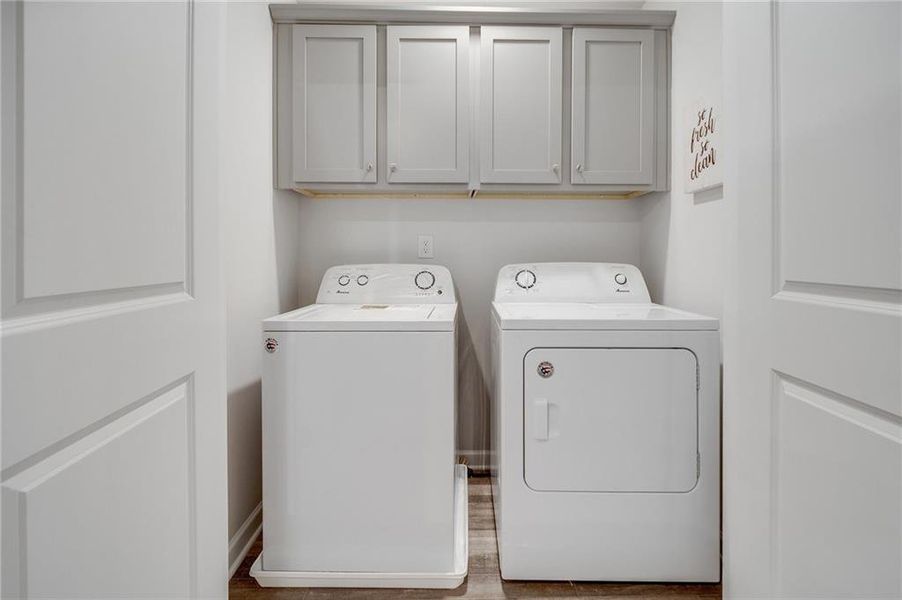 Furnished interior view inside a new home in Creekside Village, Lithonia (Image 41). Furnished interior view inside a new home in Creekside Village, Lithonia (Image 41).