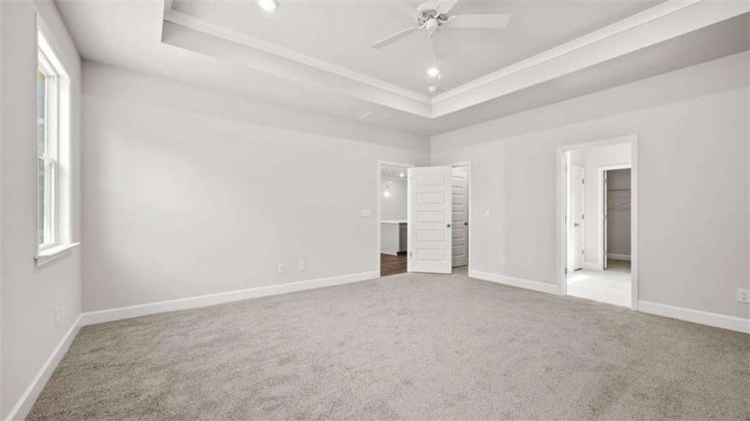 Spacious, unfurnished interior of a new home in Evergreen Crossing, Locust Grove (Image 20).