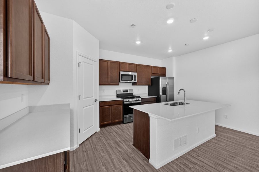 Furnished interior view inside a new home in Lake Bluff, Greeley (Image 5).