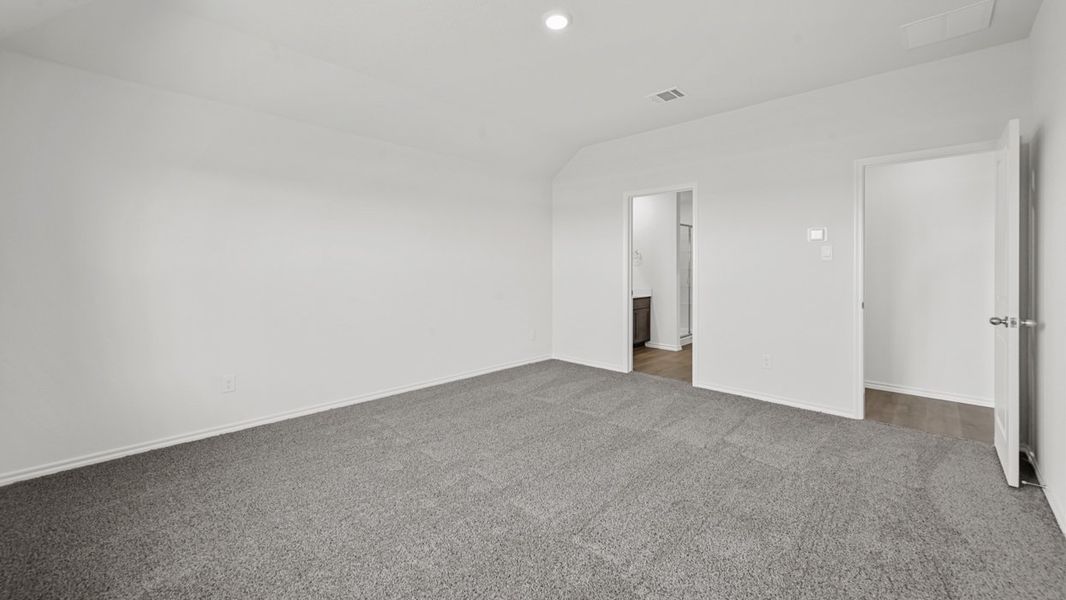 Spacious, unfurnished interior of a new home in Elevon, Lavon (Image 16).