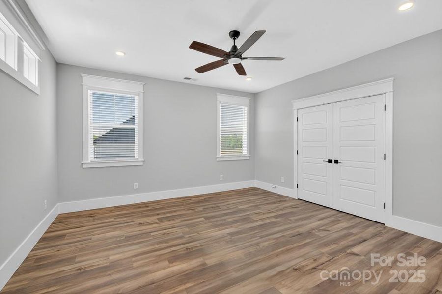 Spacious, unfurnished interior of a new home in Stoneridge Hills, Rock Hill (Image 20). Spacious, unfurnished interior of a new home in Stoneridge Hills, Rock Hill (Image 20).