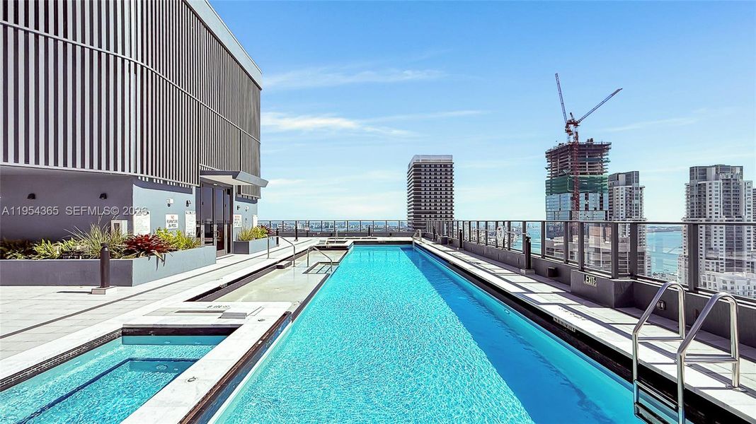 Condo located in Miami, FL showcasing its design and architecture (Image 16).