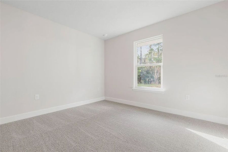 Spacious, unfurnished interior of a new home in Bayshore, Port St. Lucie (Image 13).