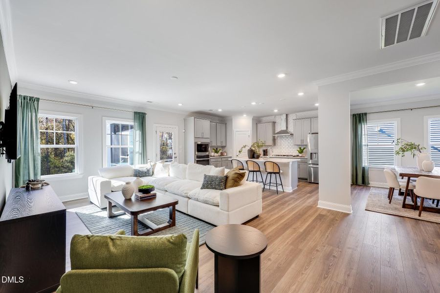 SUN_Everlee_Pic_MayflowerIII_Great_1of3